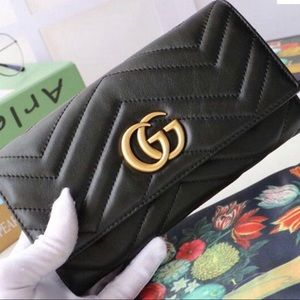 Gucci leather wallet